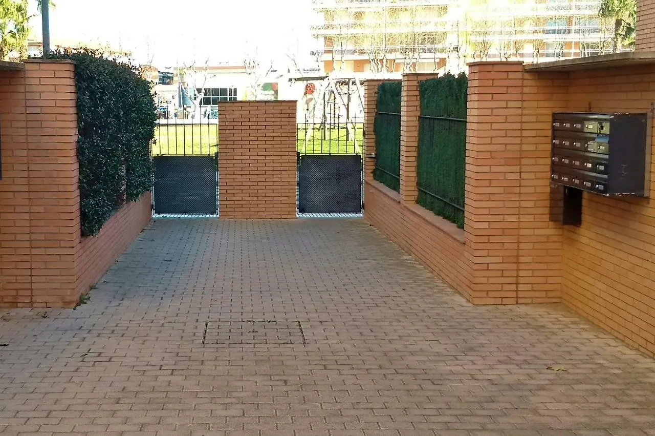 Апартаменты Marina Park, House Fragata Сан-Антонио-де-Калонже